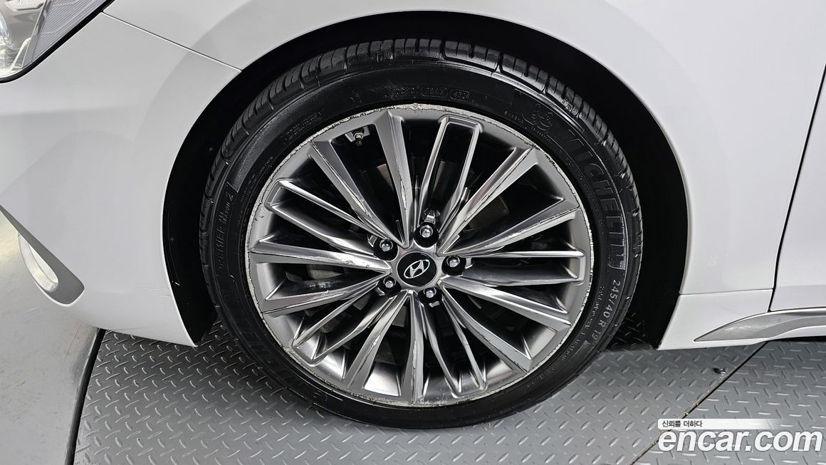 Hyundai Grandeur 2019