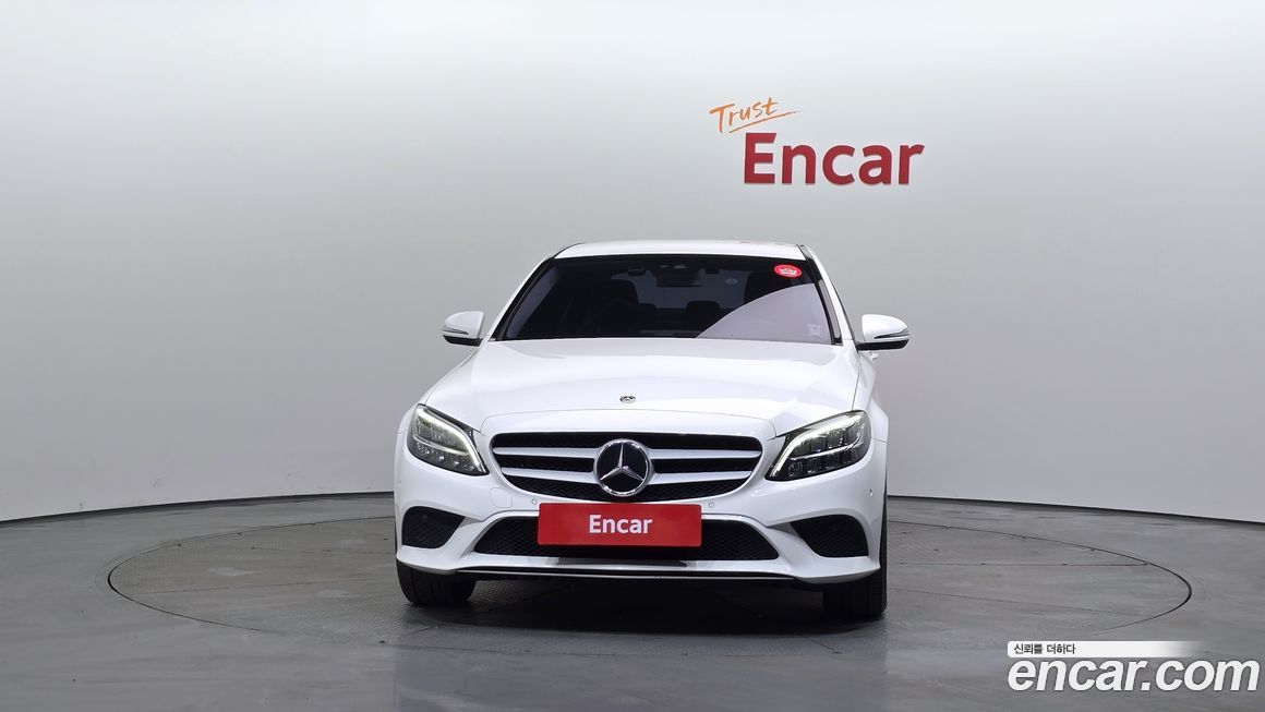 Mercedes-Benz C-Class 2019