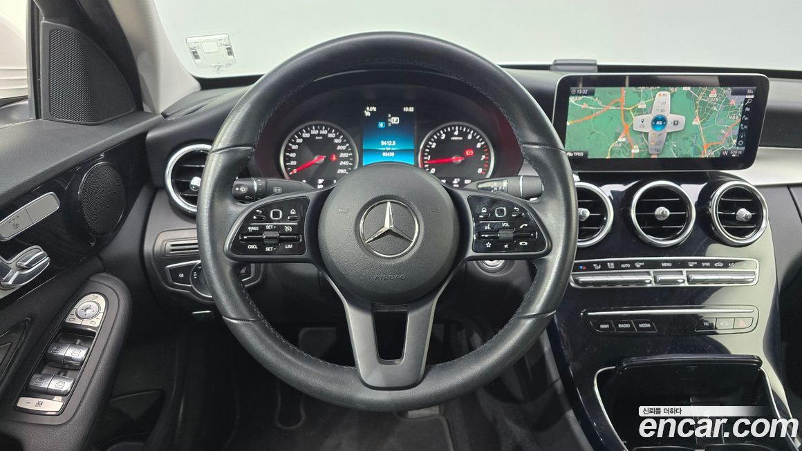 Mercedes-Benz C-Class 2019