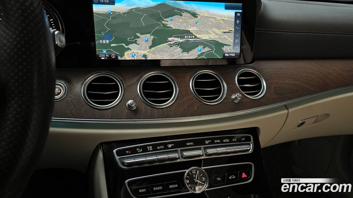 Mercedes-Benz E-Class 2017