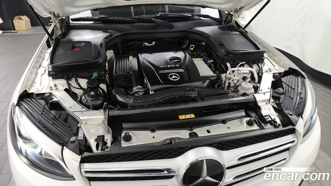 Mercedes-Benz GLC-Class 2019