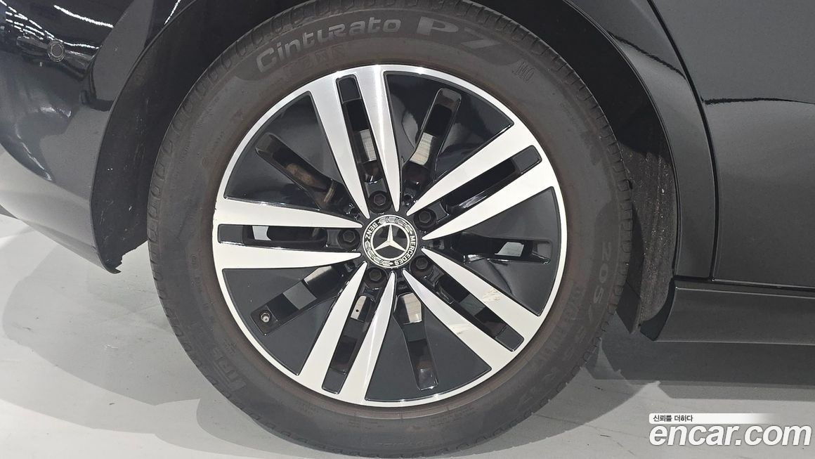 Mercedes-Benz A-Class 2021