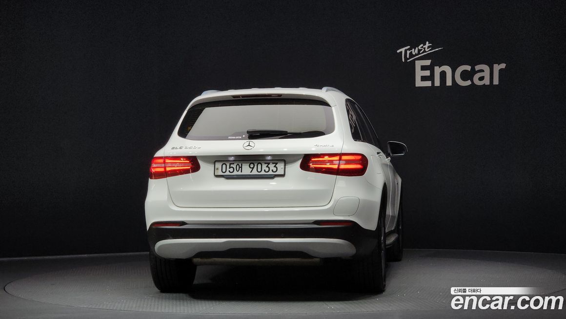 Mercedes-Benz GLC-Class 2019