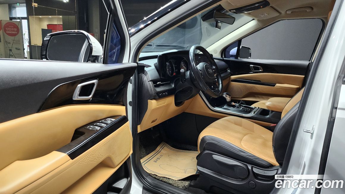 Kia Canival 2021