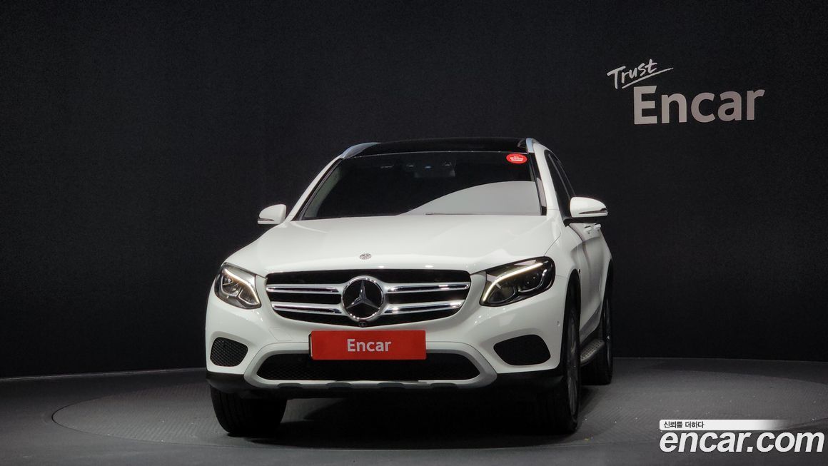 Mercedes-Benz GLC-Class 2019