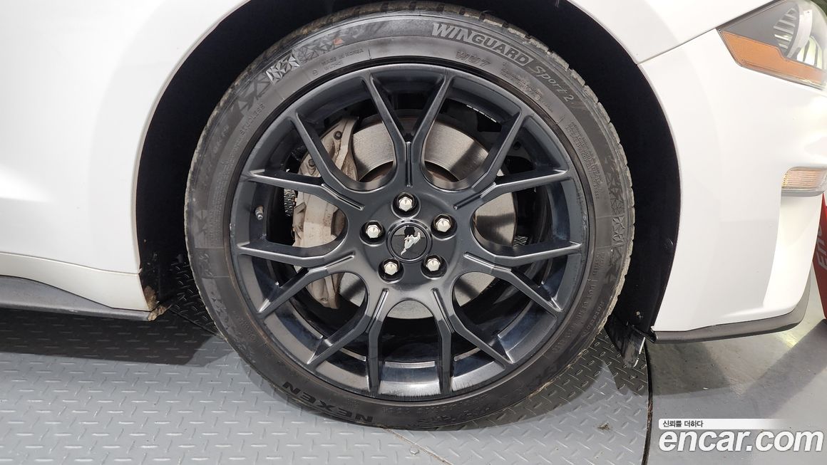 Ford Mustang 2019