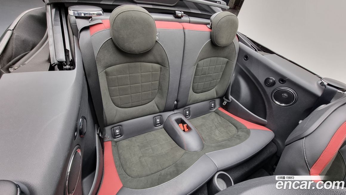 Mini Cooper Convertible 2019