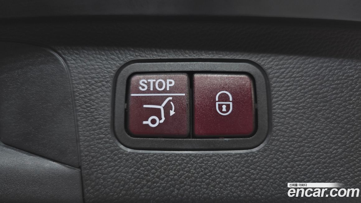 Mercedes-Benz GLC-Class 2019