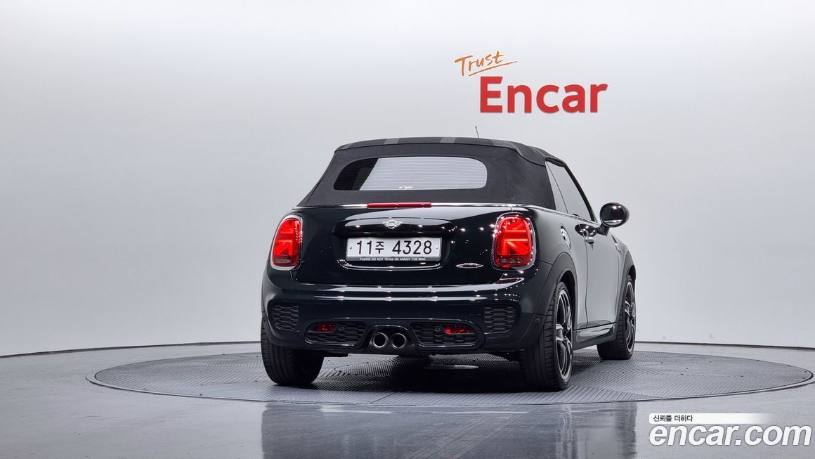 Mini Cooper Convertible 2019