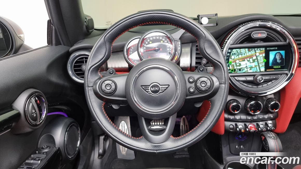 Mini Cooper Convertible 2019