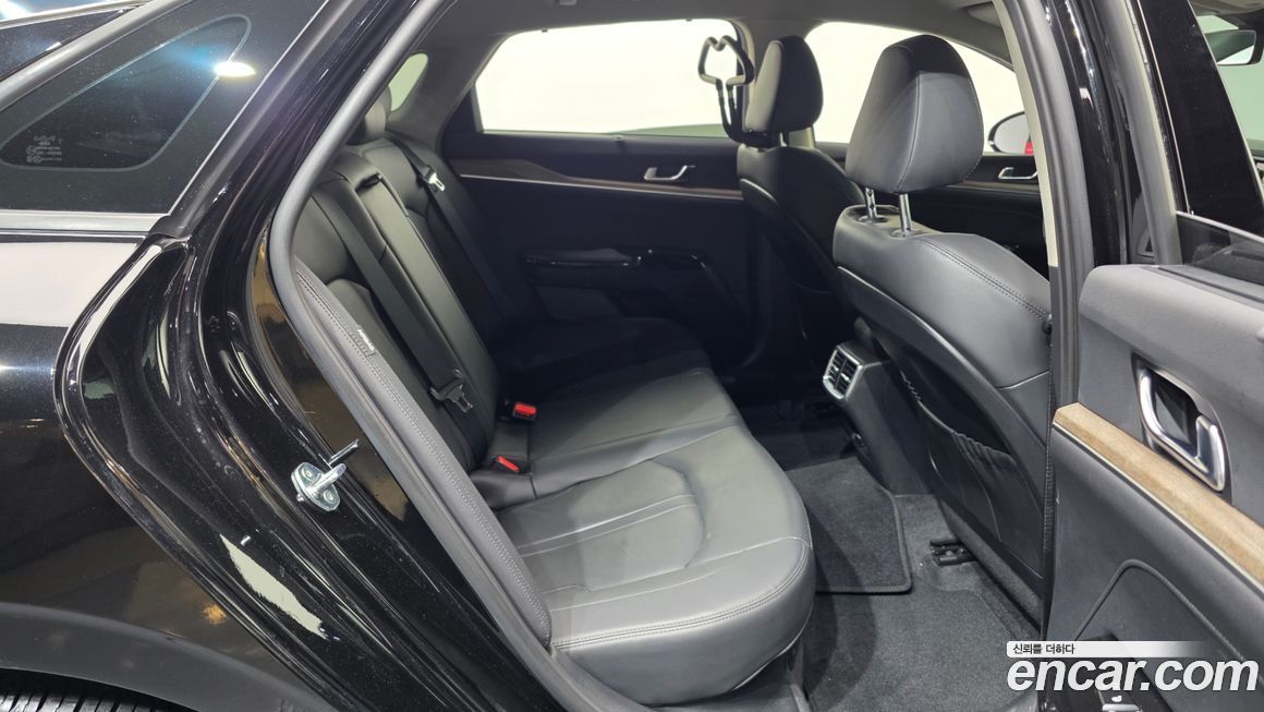 Kia K5 2023