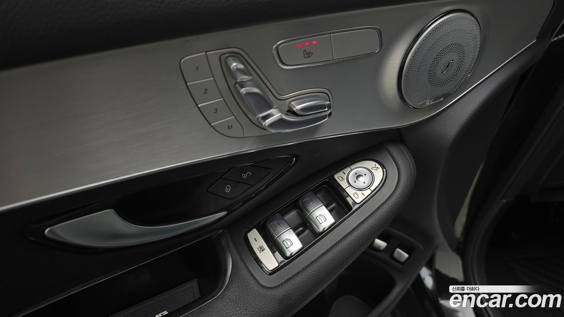 Mercedes-Benz GLC-Class 2019