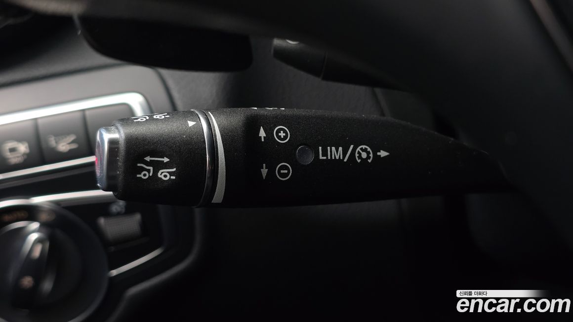 Mercedes-Benz GLC-Class 2019