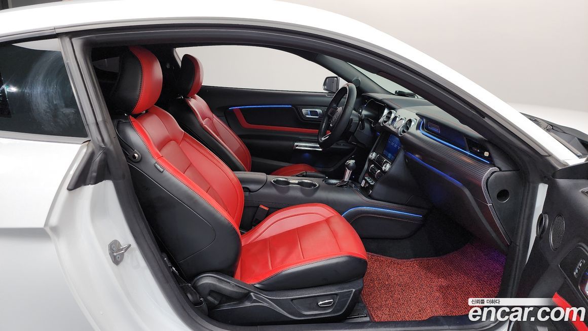 Ford Mustang 2019