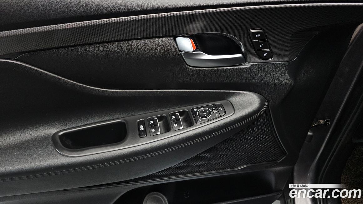 Hyundai Santafe 2022