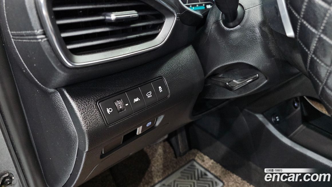 Hyundai Santafe 2022