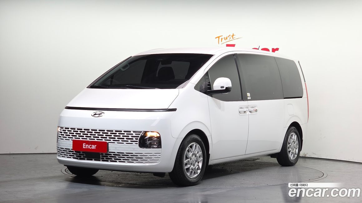 Hyundai Staria 2023