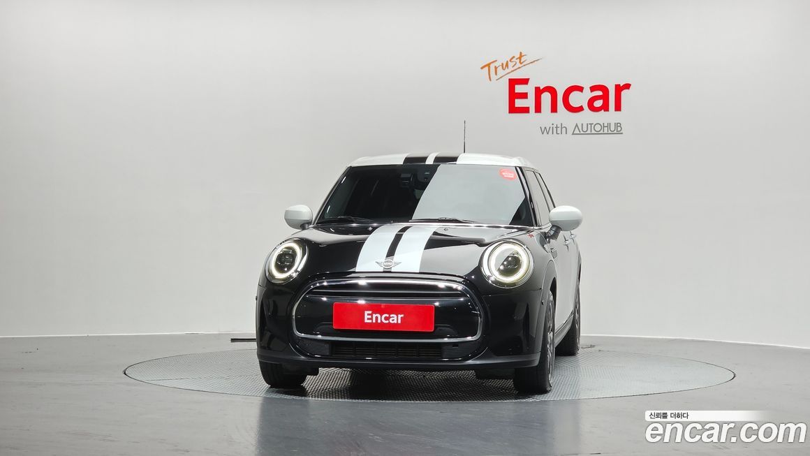 Mini Cooper 2024