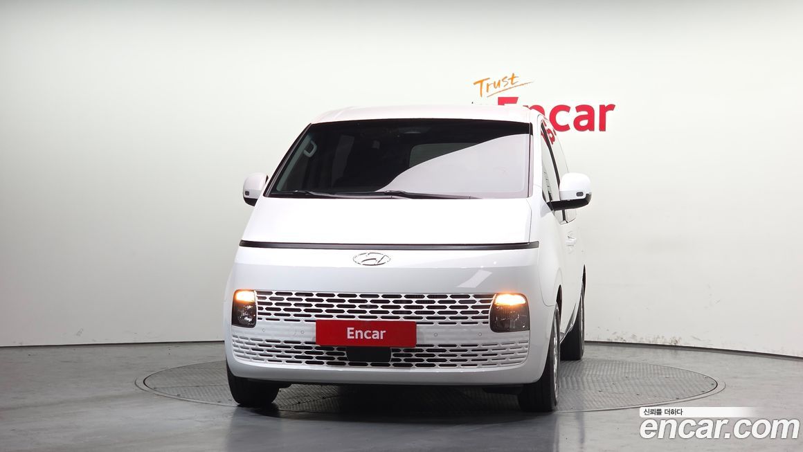 Hyundai Staria 2023