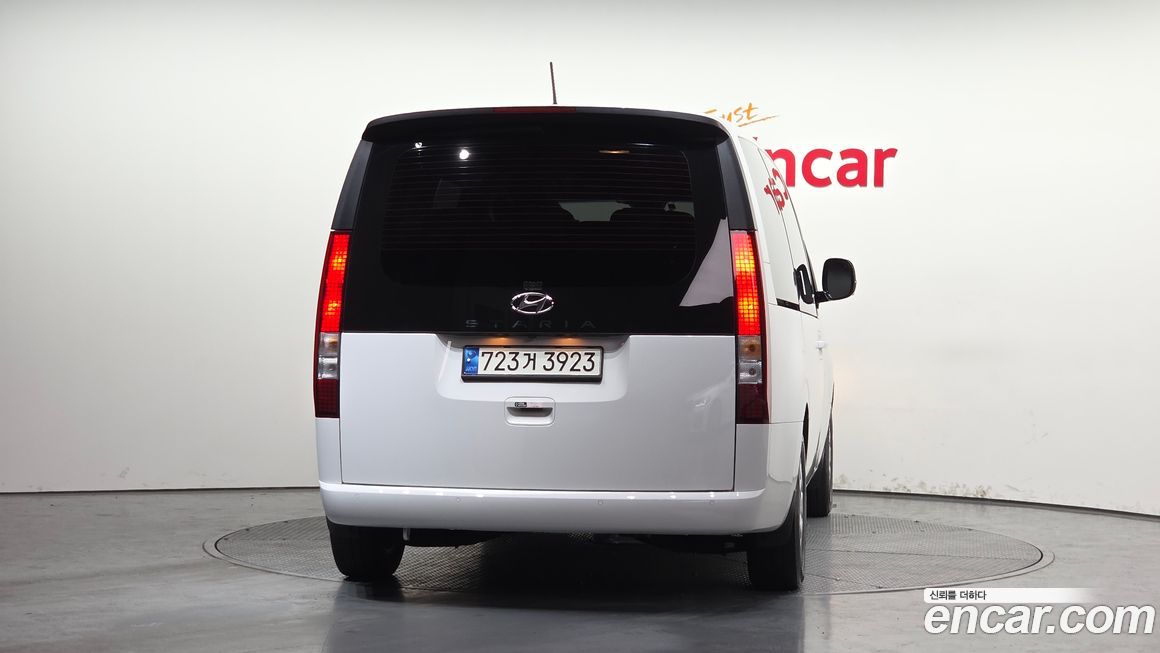 Hyundai Staria 2023