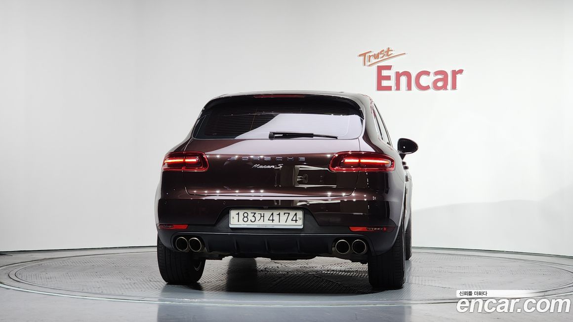 Porsche Macan 2017