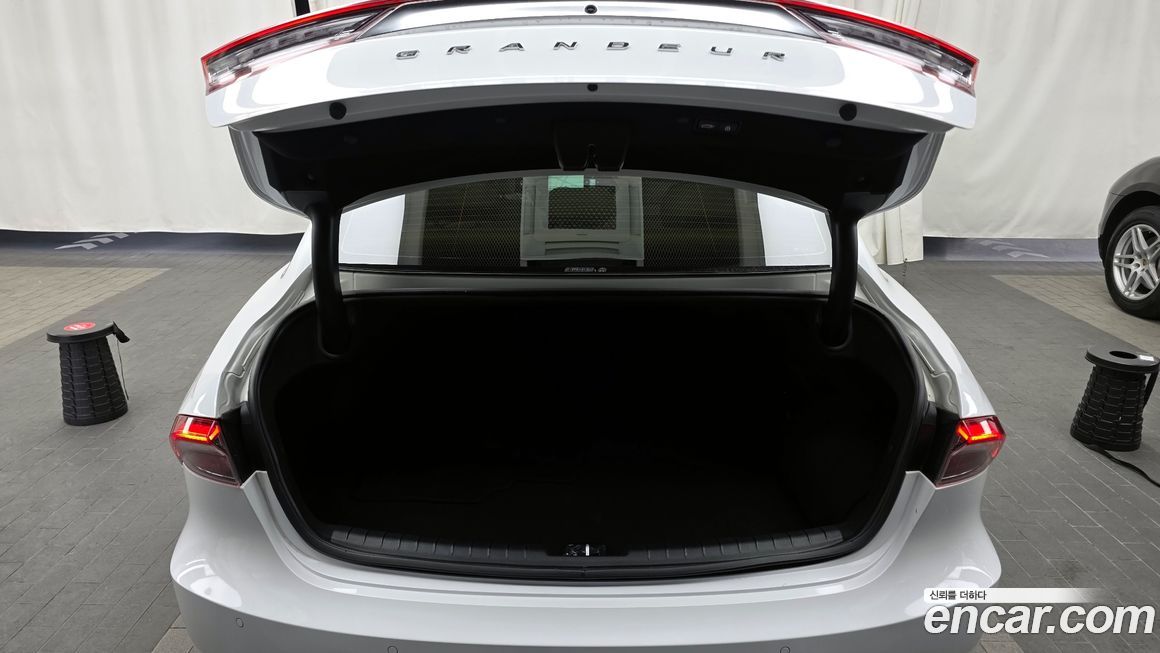 Hyundai Grandeur 2021