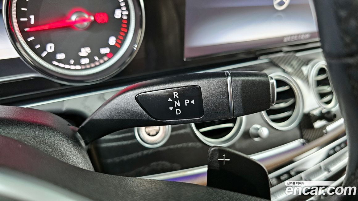 Mercedes-Benz E-Class 2020