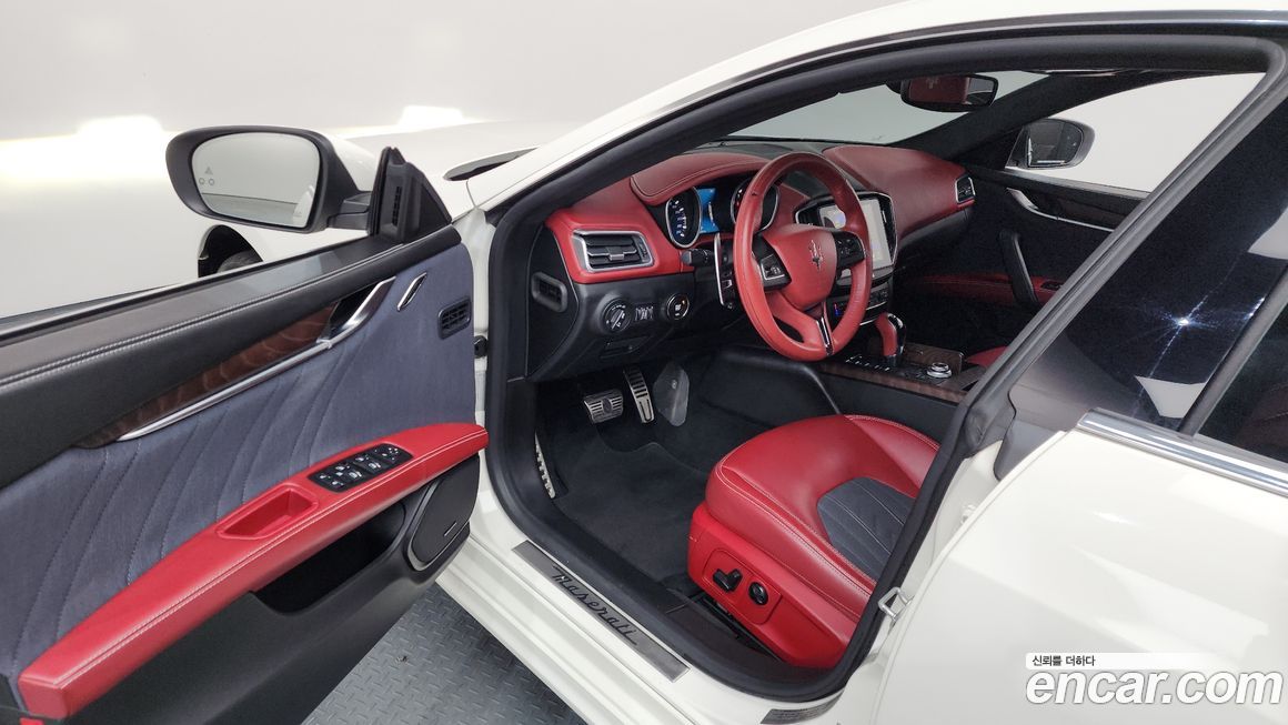 Maserati Ghibli 2018