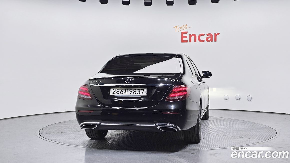 Mercedes-Benz E-Class 2020