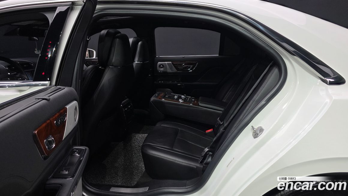 Lincoln Continental 2020