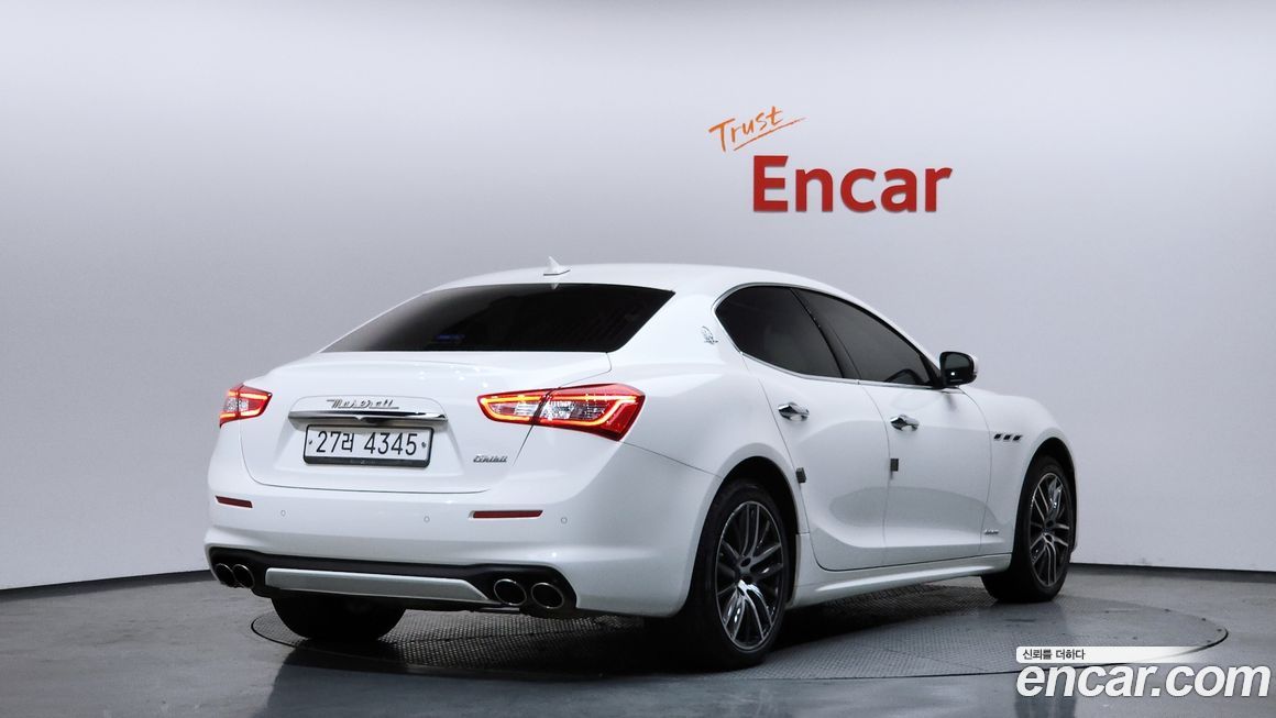 Maserati Ghibli 2018