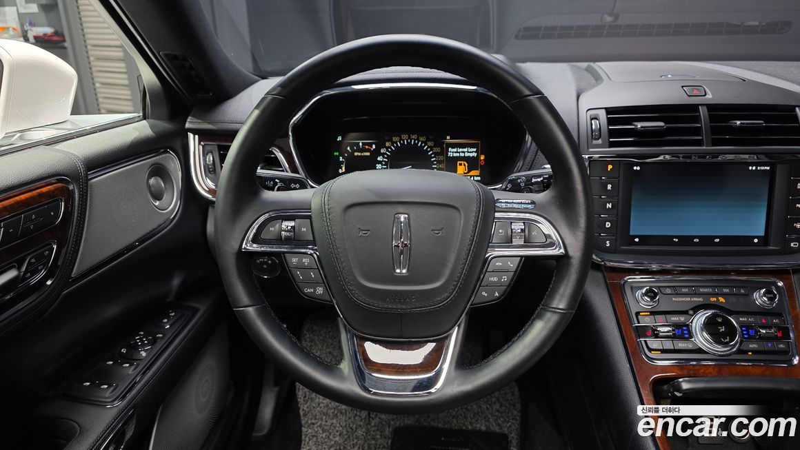 Lincoln Continental 2020