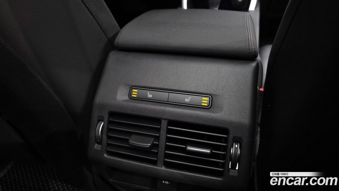 Land Rover Discovery Sport 2020