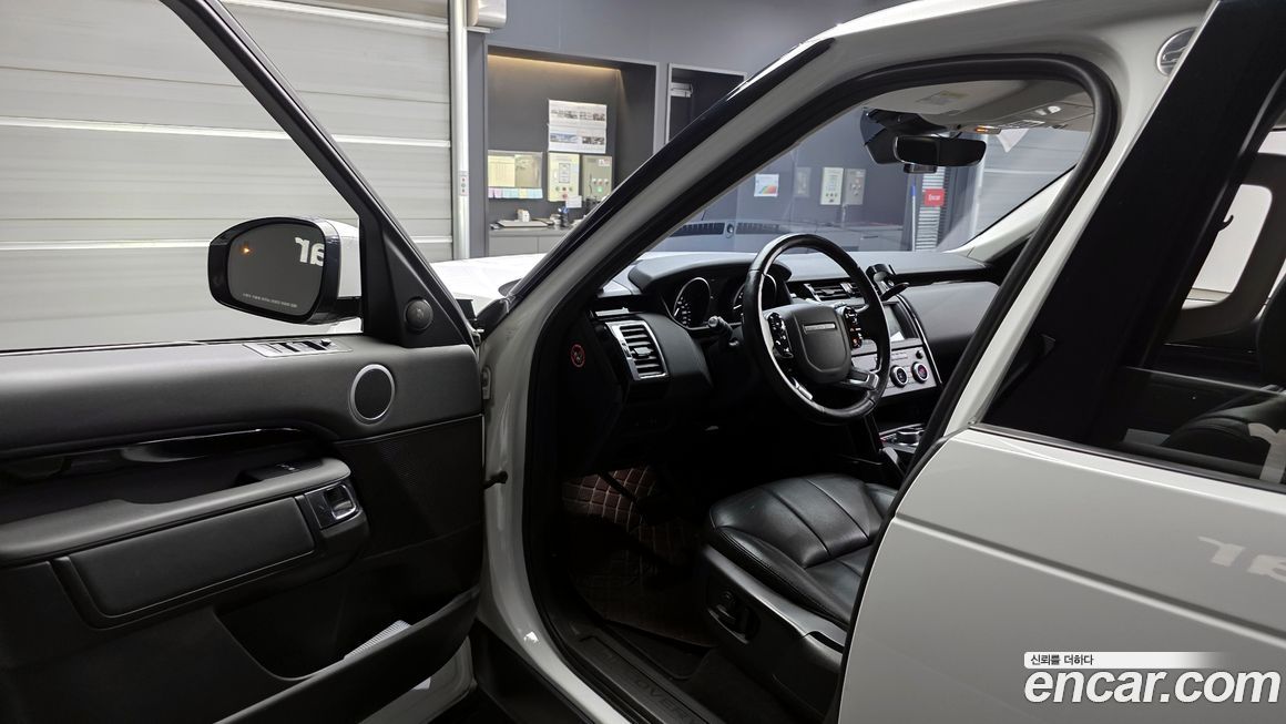 Land Rover Discovery 2019