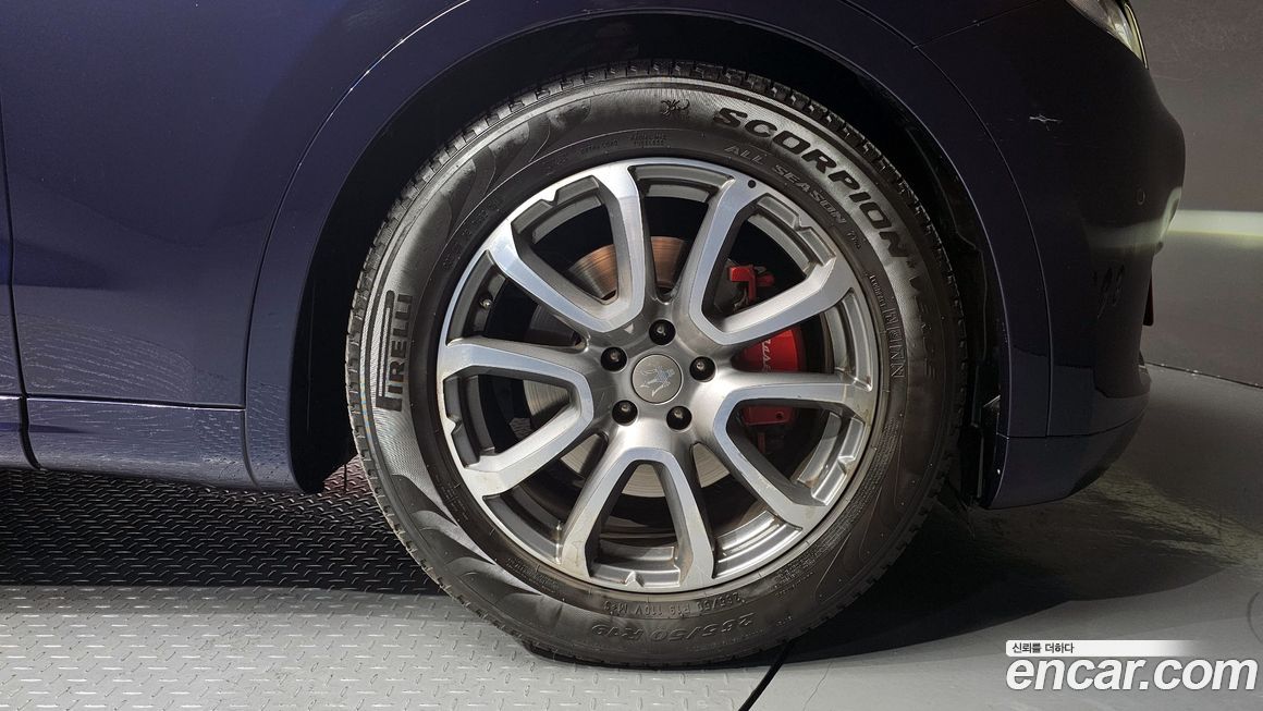 Maserati Levante 2017