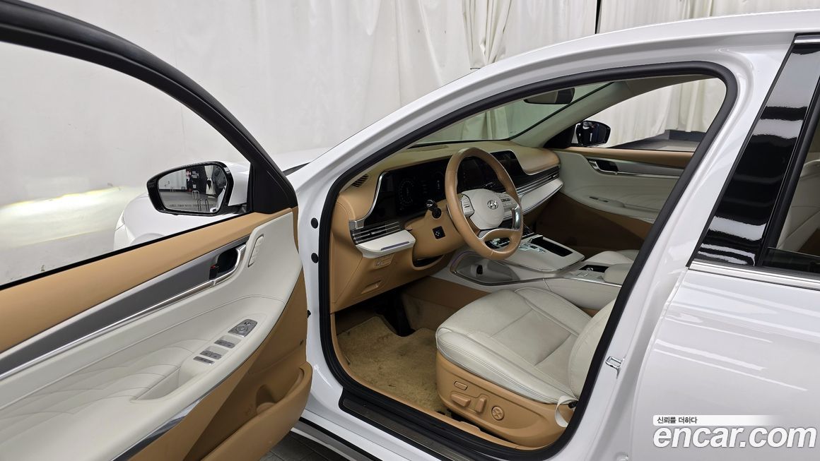 Hyundai Grandeur 2020