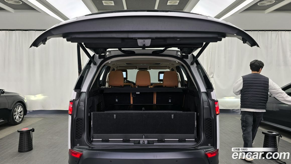 Land Rover Discovery 2019