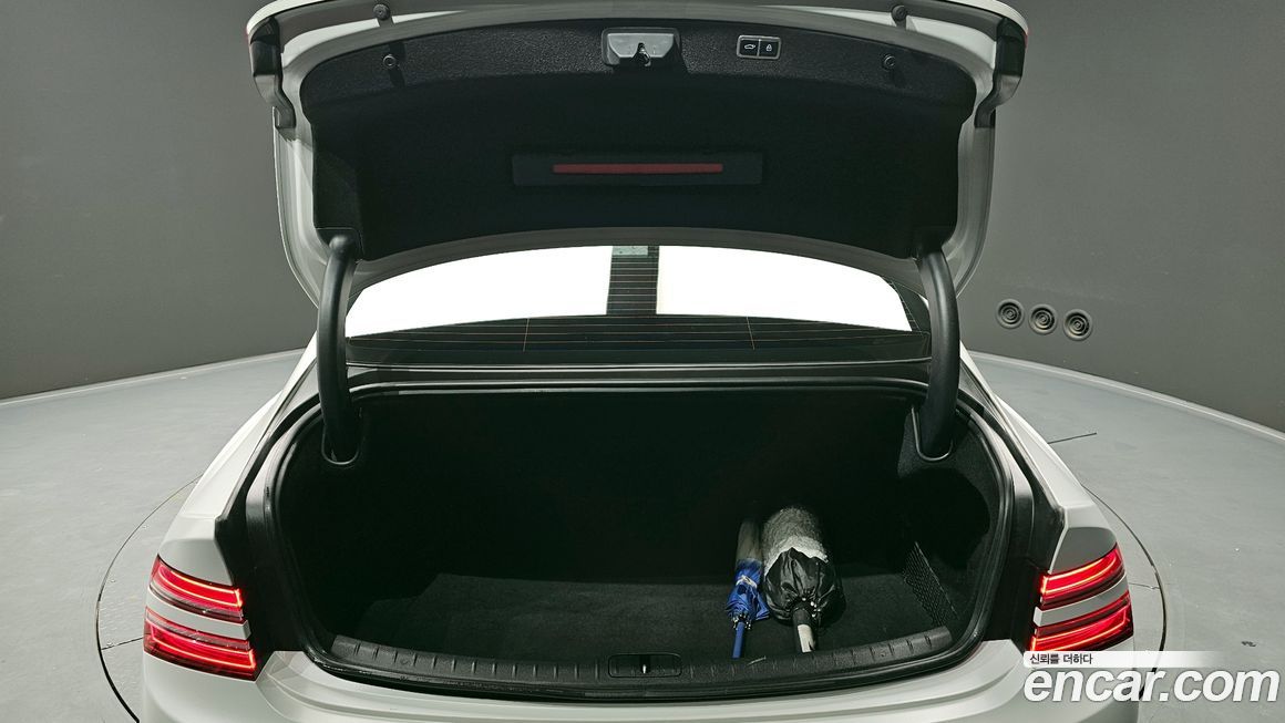 Genesis G80 2021