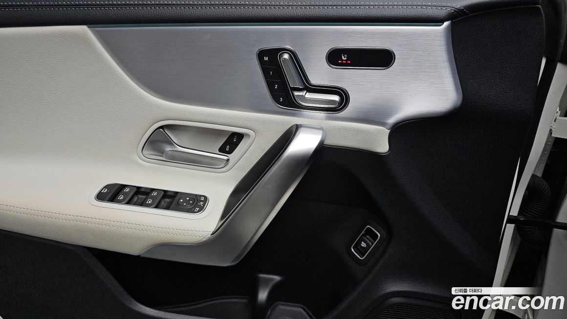 Mercedes-Benz CLA-Class 2020