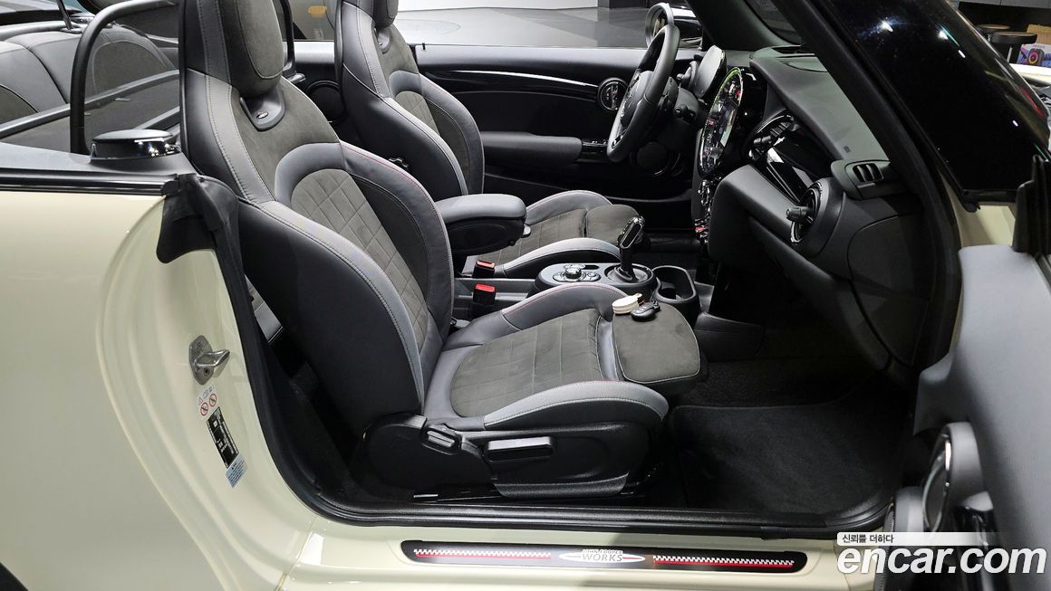 Mini Cooper Convertible 2022