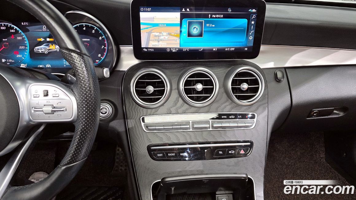 Mercedes-Benz C-Class 2021