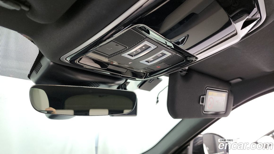 Land Rover Range Rover Velar 2019