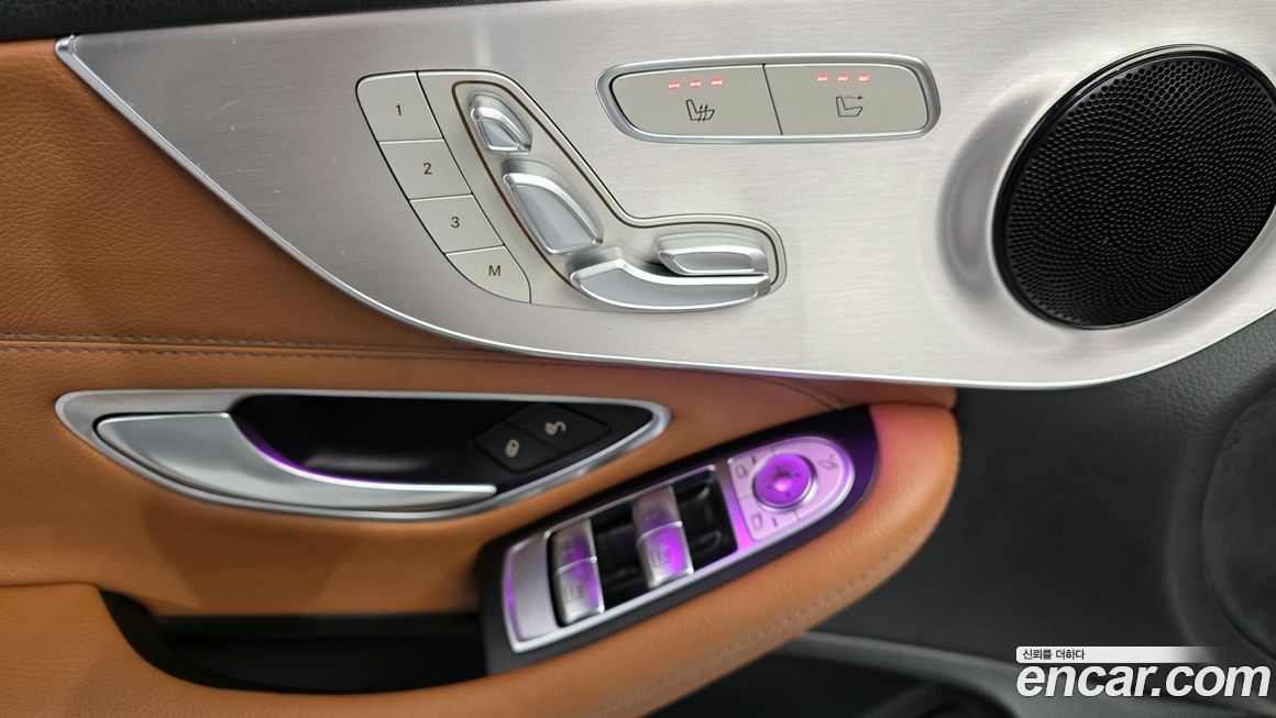 Mercedes-Benz C-Class 2021