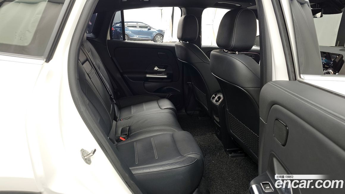 Mercedes-Benz EQA 2022