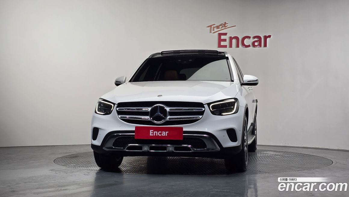Mercedes-Benz GLC-Class 2021