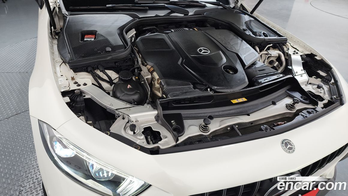 Mercedes-Benz CLS-Class 2019