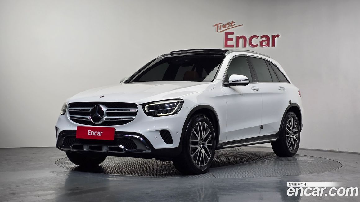 Mercedes-Benz GLC-Class 2021