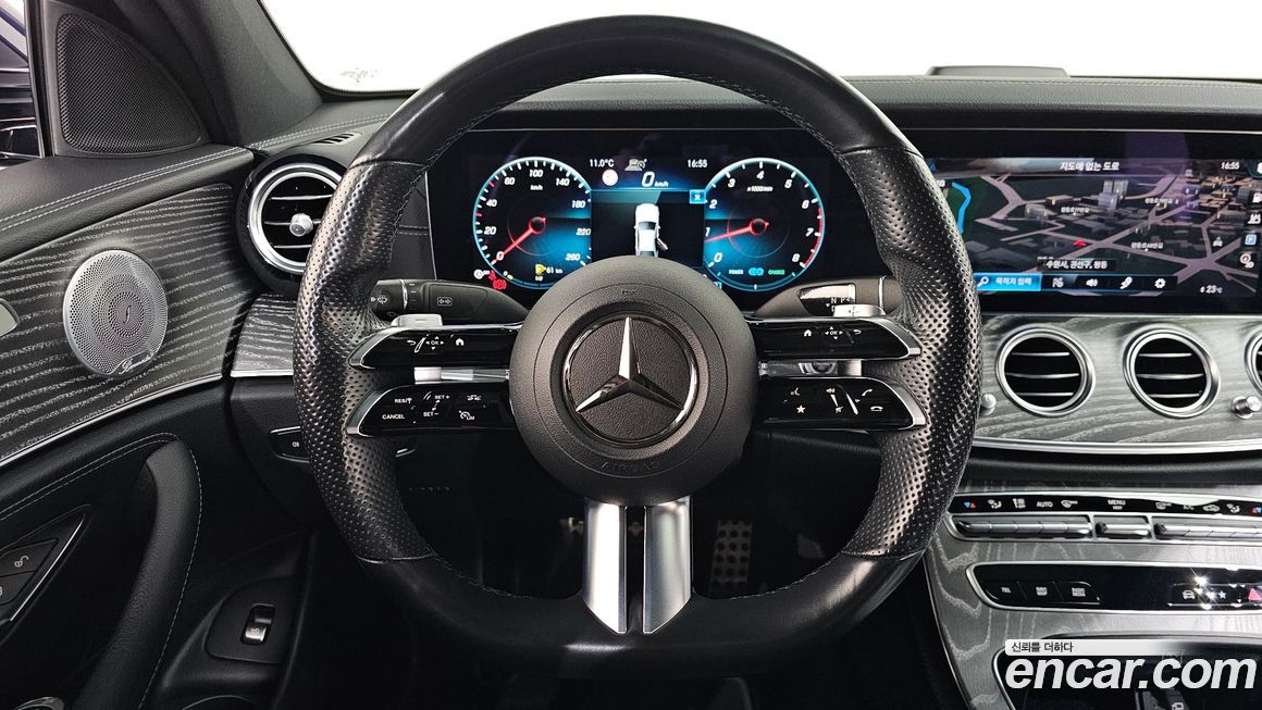 Mercedes-Benz E-Class 2021