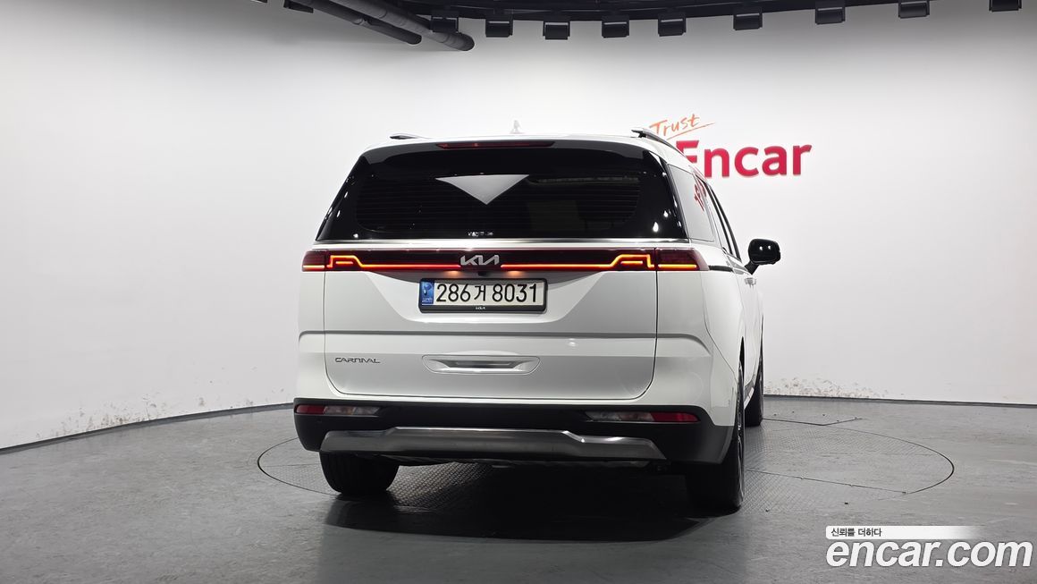 Kia Canival 2023