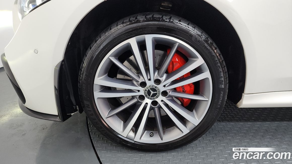 Mercedes-Benz CLS-Class 2019